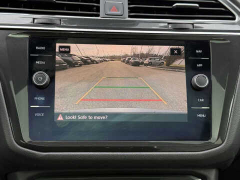 2018 Volkswagen Tiguan 2.0T SEL Premium