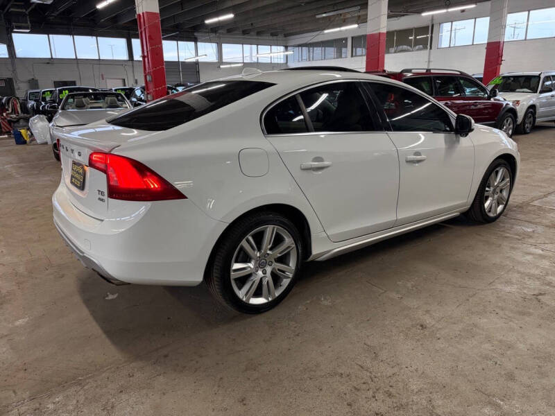 2011 Volvo S60 T6