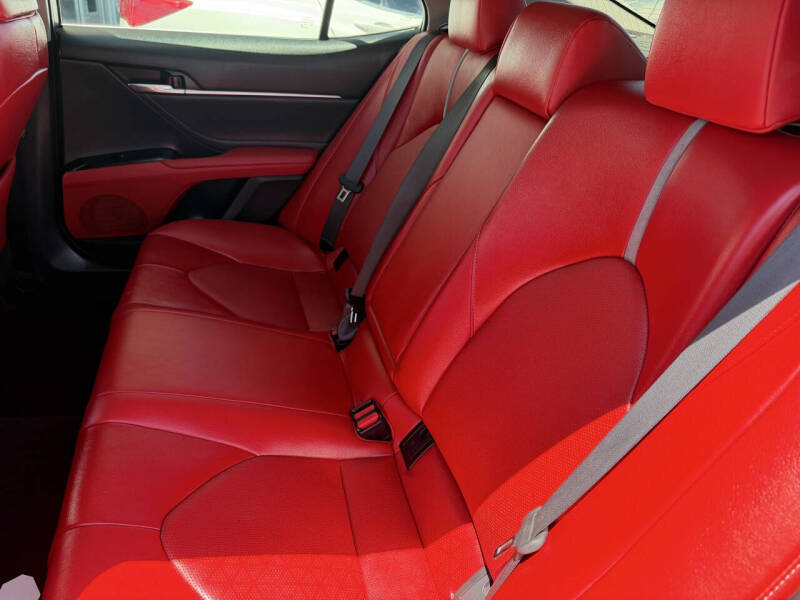 2018 Toyota Camry XSE