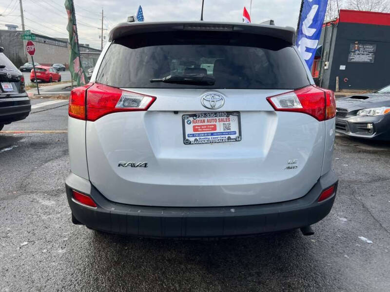 2014 Toyota RAV4 LE