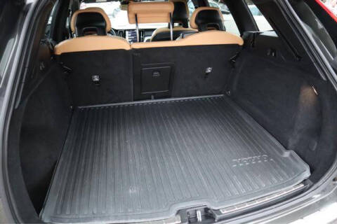 2018 Volvo XC60 T5 Momentum