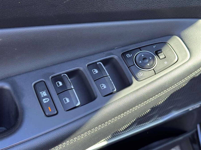 2019 Hyundai Santa Fe Limited 2.4L