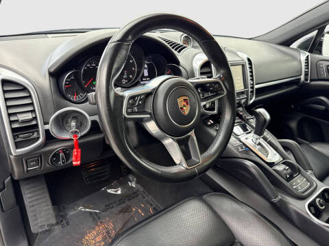2016 Porsche Cayenne