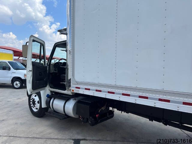 2017 International DuraStar 4300