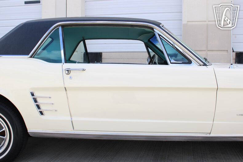 1966 Ford Mustang