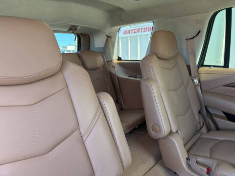 2016 Cadillac Escalade Platinum