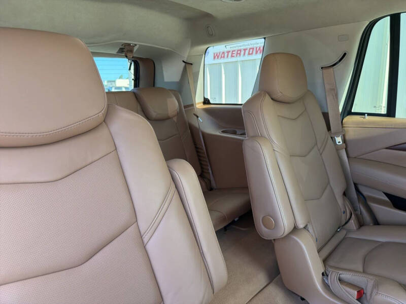 2016 Cadillac Escalade Platinum