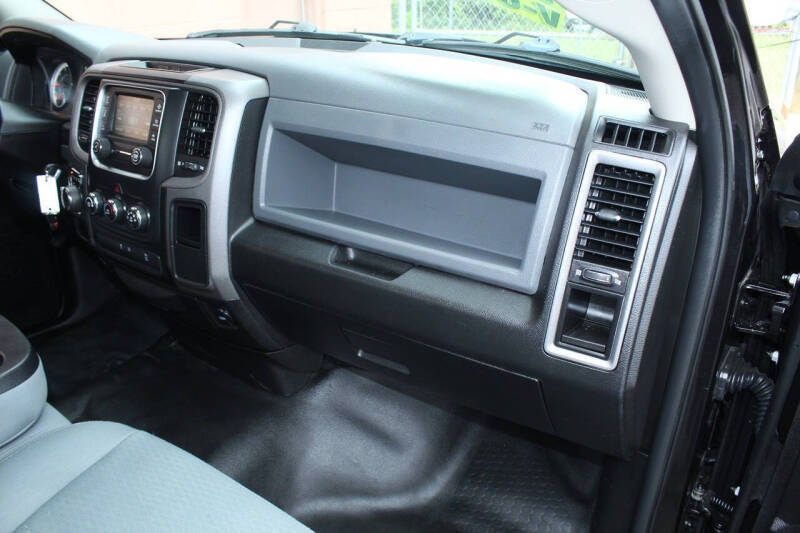 2019 RAM 1500 Classic Tradesman