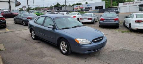 2001 Ford Taurus for sale at Green Ride Inc in Nashville TN