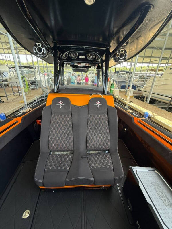 2016 Statement Marine 380 Open