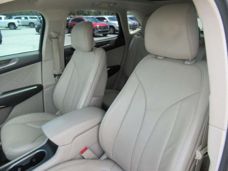 2017 Lincoln MKC Reserve