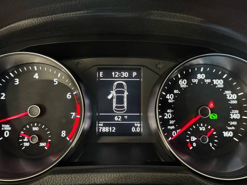 2017 Volkswagen Passat 1.8T SE