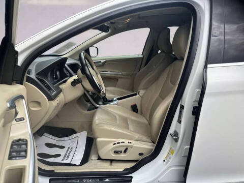 2015 Volvo XC60 T5 Drive-E Premier