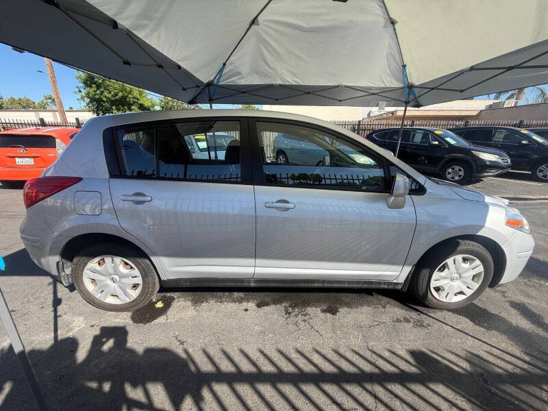 2011 Nissan Versa 1.8 S