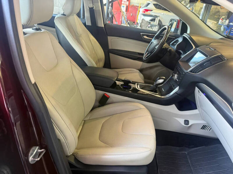 2018 Ford Edge Titanium