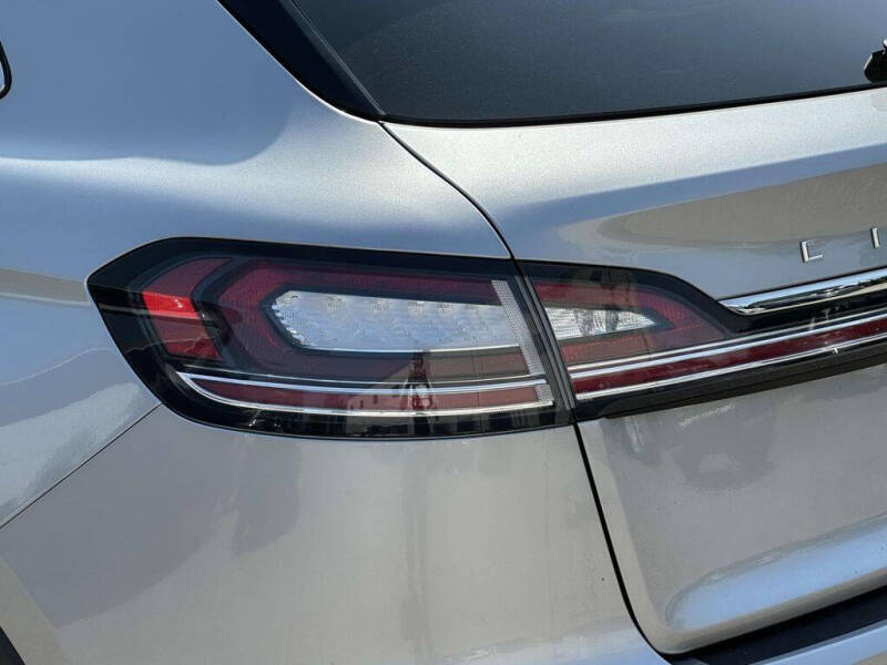 2021 Lincoln Nautilus Reserve