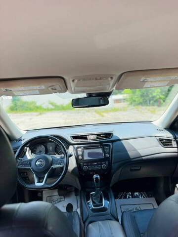 2017 Nissan Rogue SL