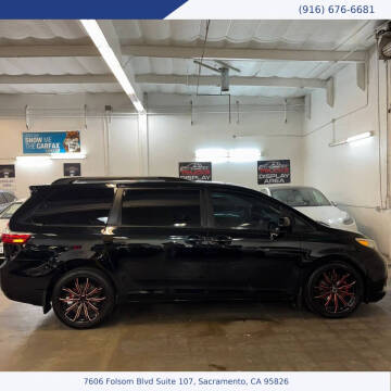 2017 Toyota Sienna LE 8-Passenger
