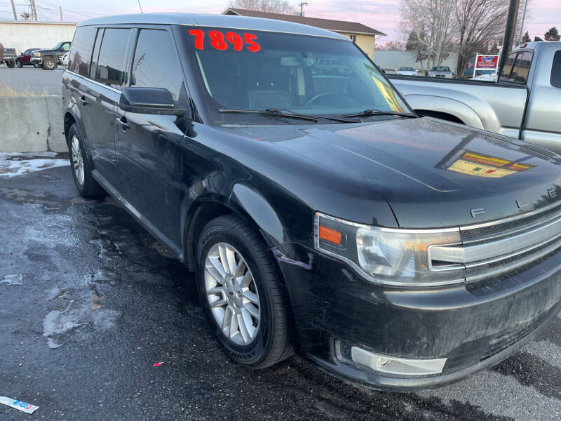 2013 Ford Flex for sale at BELOW BOOK AUTO SALES in Idaho Falls ID