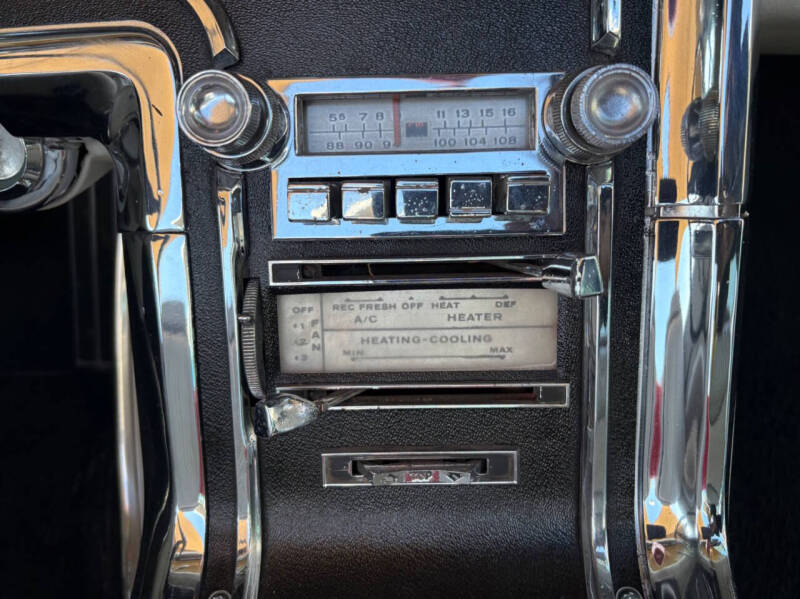 1966 Ford Thunderbird