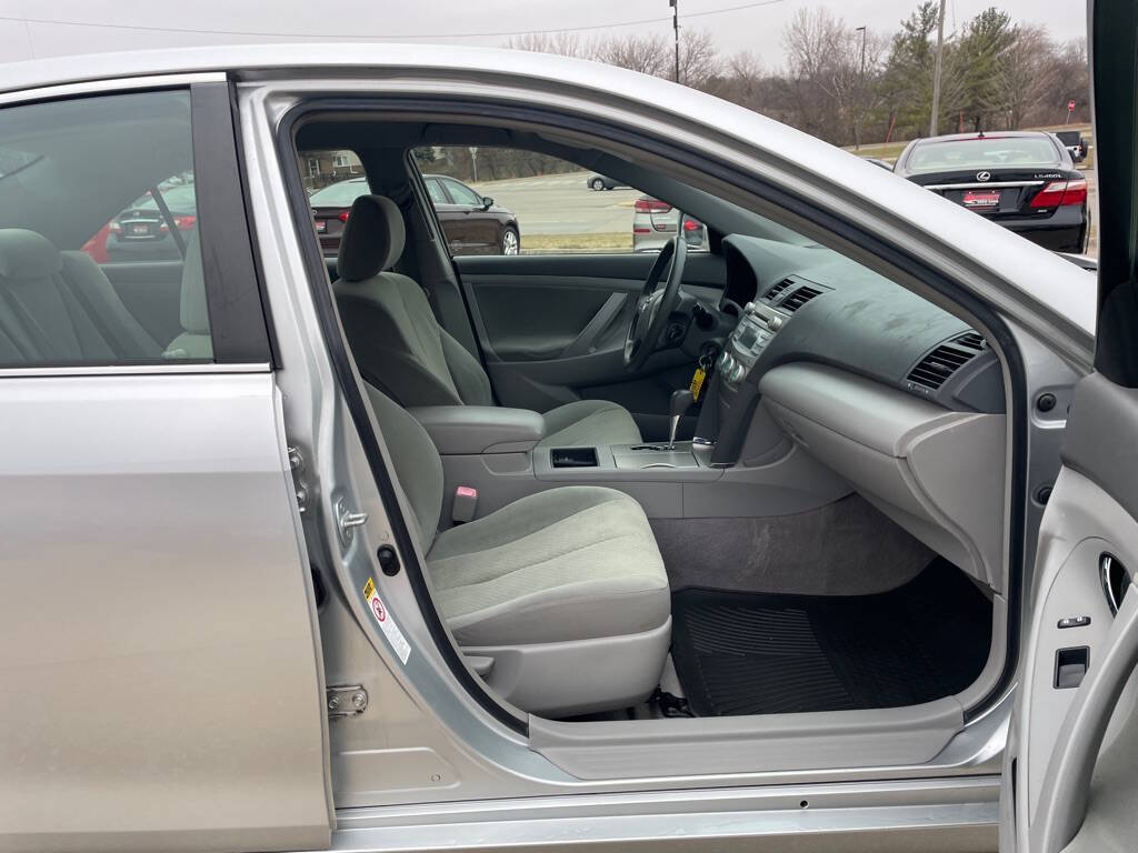 2007 Toyota Camry for sale at Martinson's Used Cars in Altoona, IA