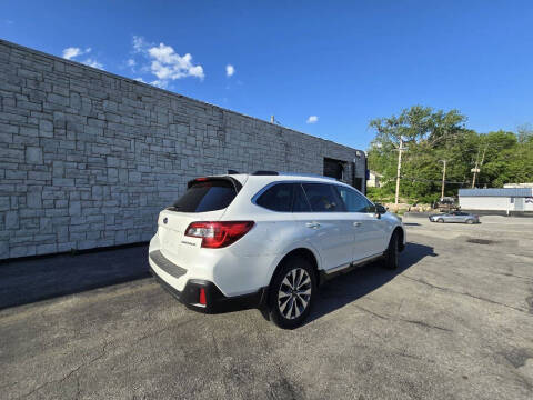 2018 Subaru Outback 2.5i Touring