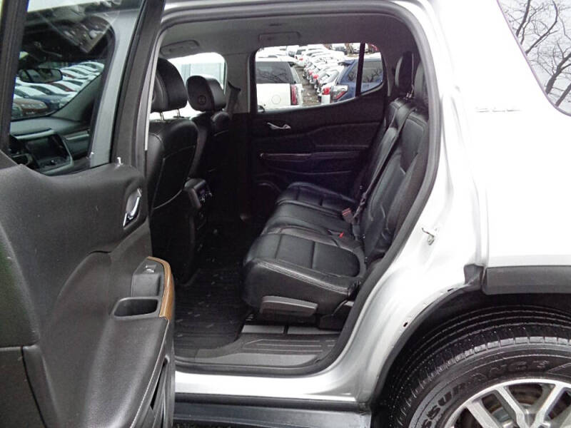 2018 GMC Acadia SLE-2