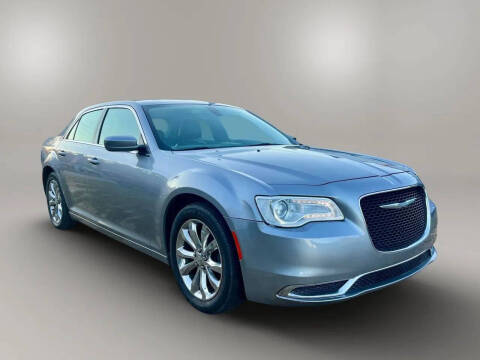 2017 Chrysler 300 Limited