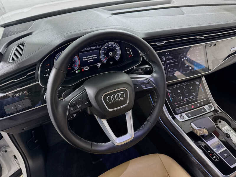 2025 Audi Q7 quattro Premium Plus 55 TFSI