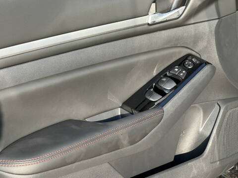 2025 Nissan Altima 2.5 SR