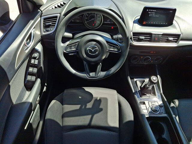 2017 Mazda MAZDA3 Sport