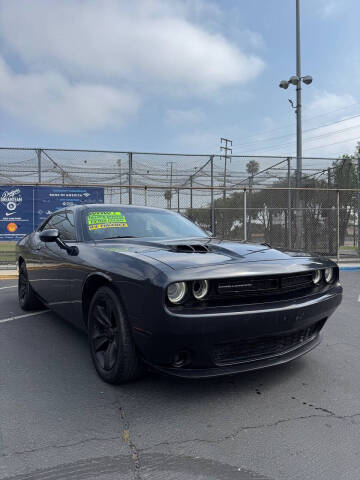 2018 Dodge Challenger SXT