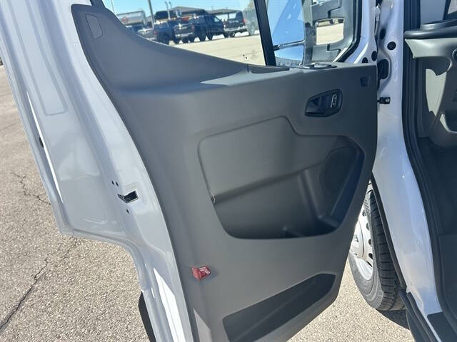 2026 Ford Transit 250