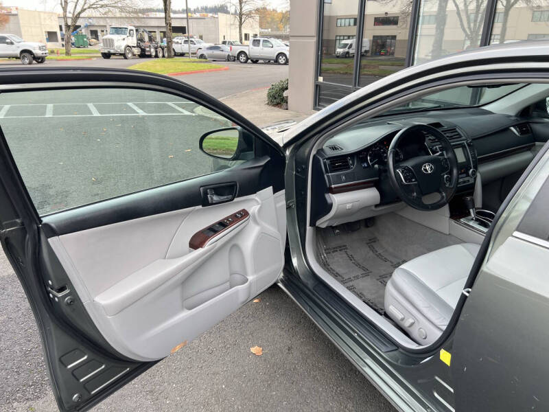 2012 Toyota Camry XLE