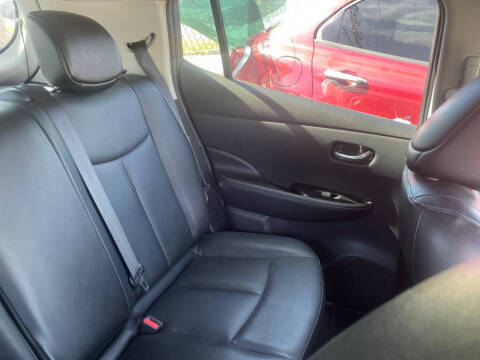 2015 Nissan LEAF S
