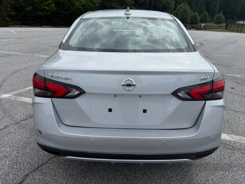2021 Nissan Versa SV