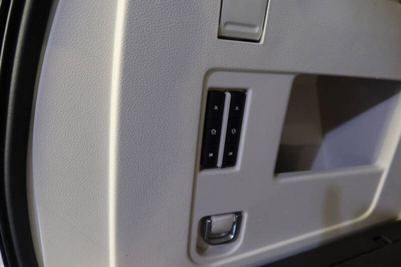 2020 Lincoln Navigator Black Label