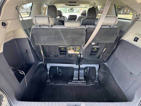 2021 Toyota Sienna
