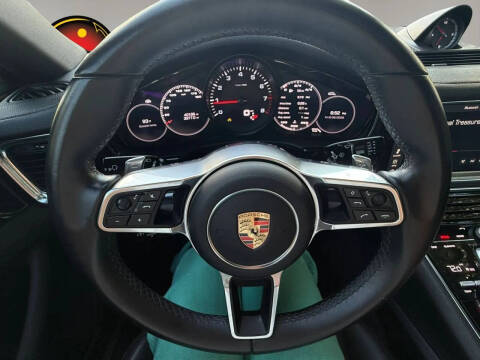 2017 Porsche Panamera