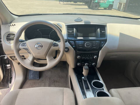 2013 Nissan Pathfinder SV