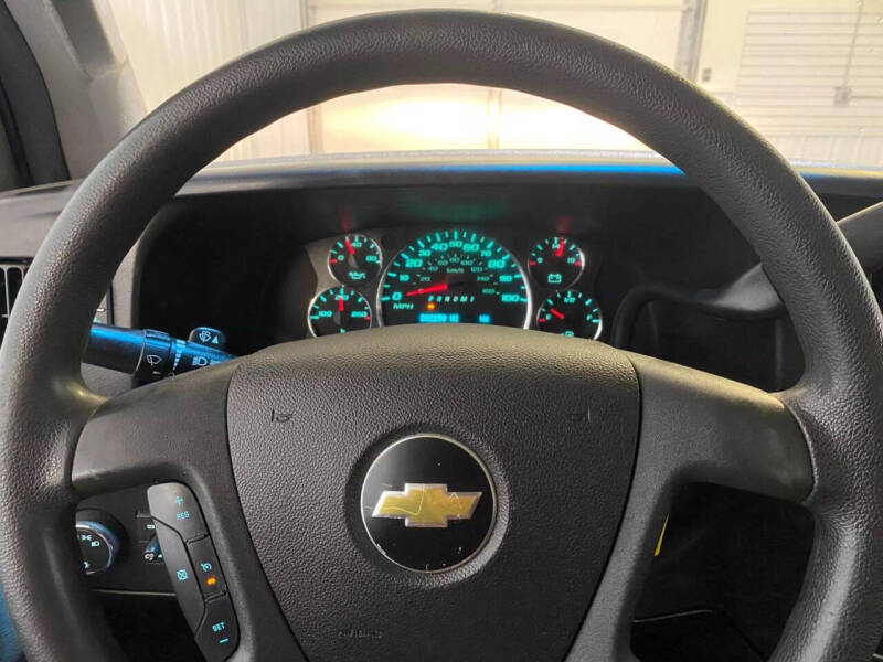 2017 Chevrolet Express 2500