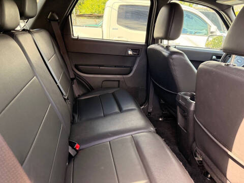 2011 Ford Escape Limited