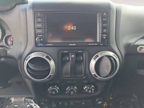 2013 Jeep Wrangler Sahara