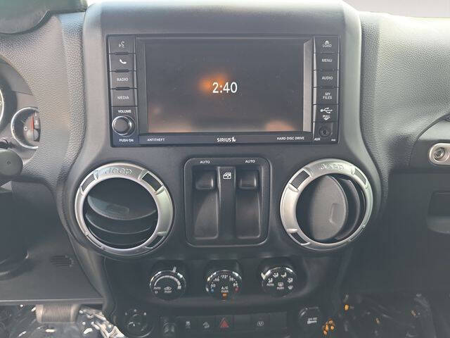 2013 Jeep Wrangler Sahara
