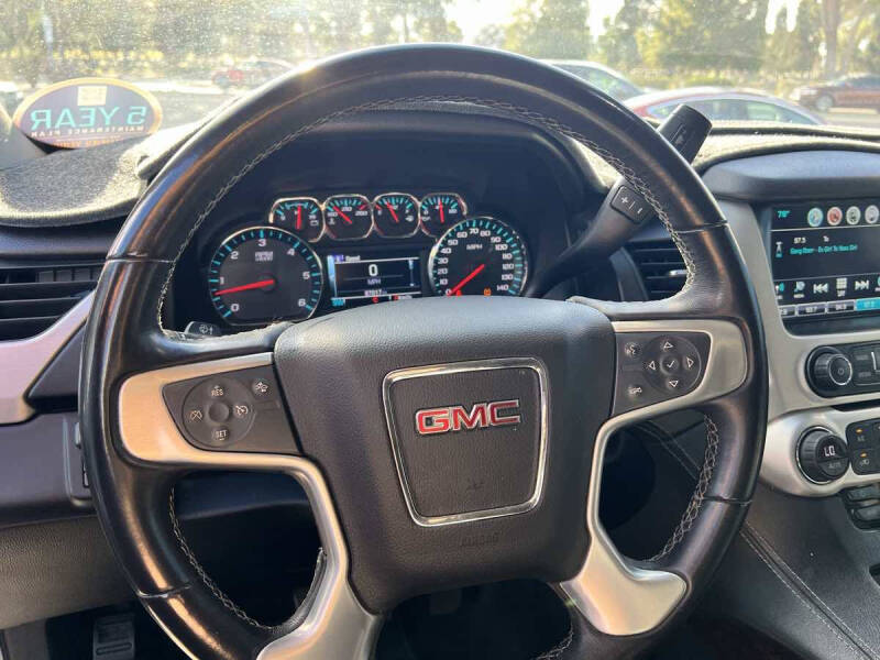 2017 GMC Yukon SLE