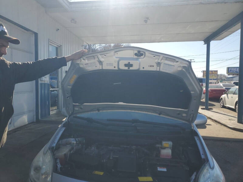 2013 Toyota Prius Three