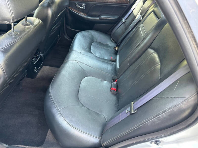 2002 Hyundai XG350 L