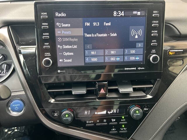 2023 Toyota Camry Hybrid XLE