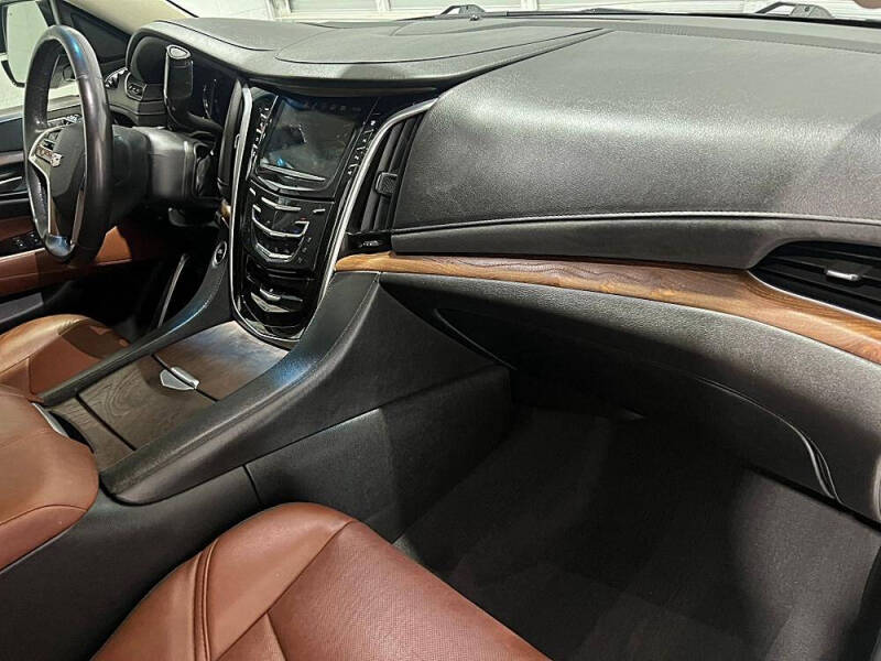 2018 Cadillac Escalade Premium Luxury