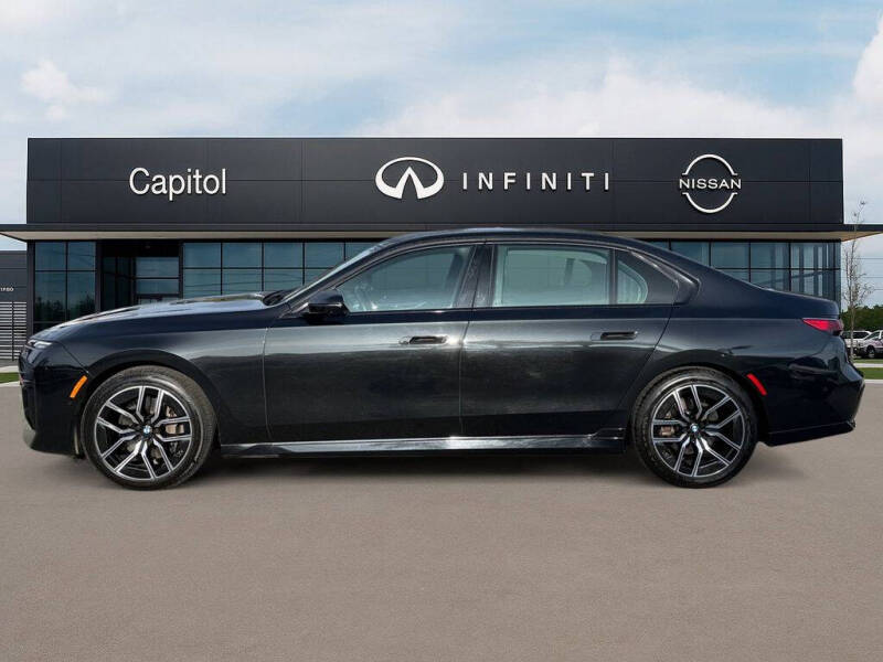 2024 BMW 7 Series 740i